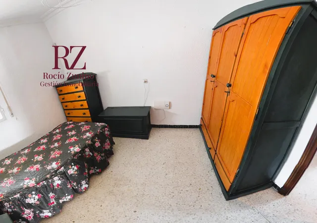 Piso de 5 dormitorios en el corazón de Cartaya — 17