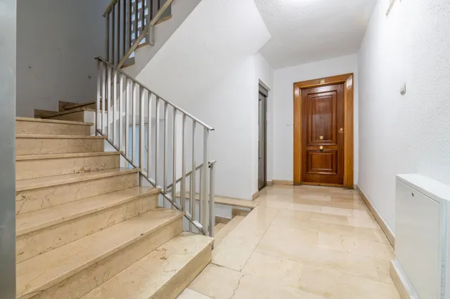VENTA DE CÉNTRICO PISO EN ACERA DEL CASINO (CENTRO) - GRANADA — 37