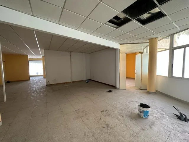 Ocasion local comercial en el carmen!! — 10