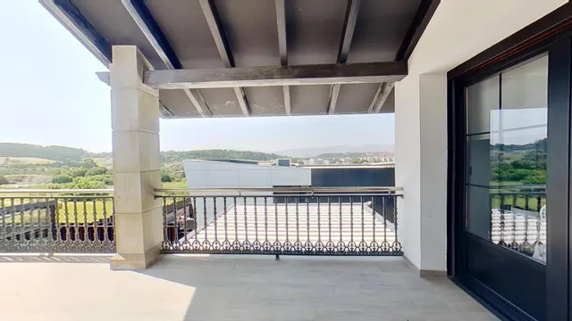 Exclusiva Residencia de Autor en la Mejor Zona de Berango — 36