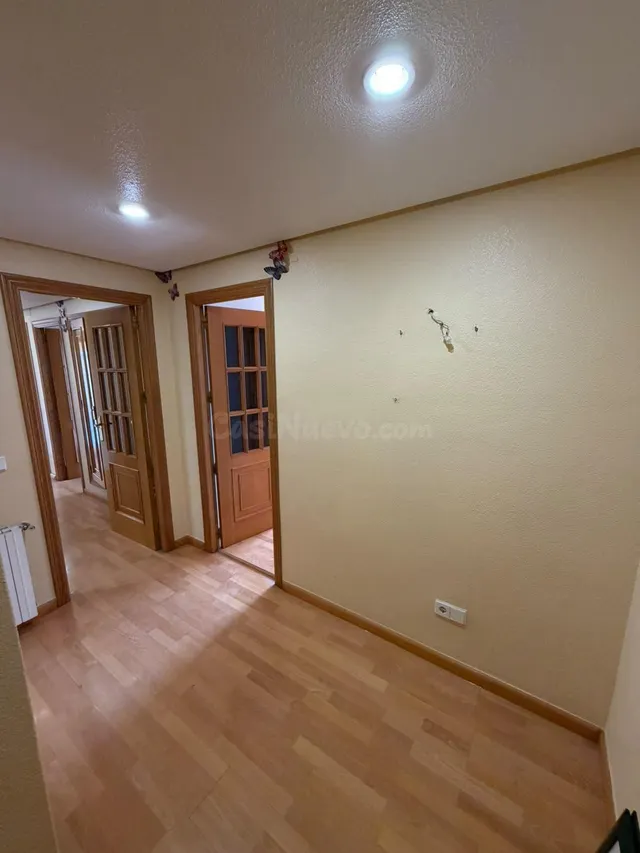 Magnifico piso en juan carlos i — 3