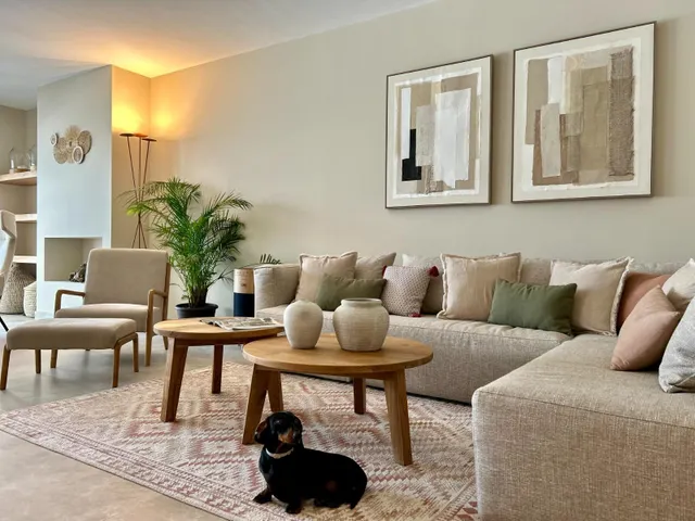 Espectacular vivienda reformada con jardín privado en Palm Beach, Marbella — 6