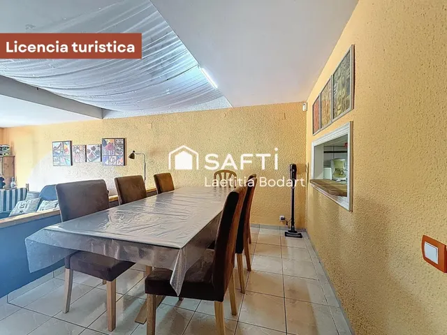 Casa de pescador con licencia turística y amarre - Empuriabrava — 12