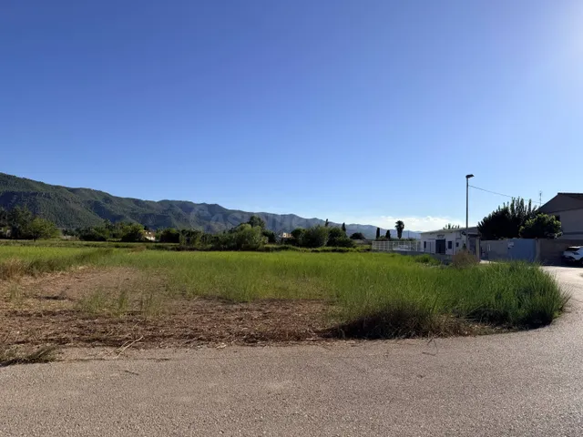PARCELA RUSTICA EN PRIMERA LINEA DE CARRIL MALENOS BARRIO DEL PROGRESO — 3