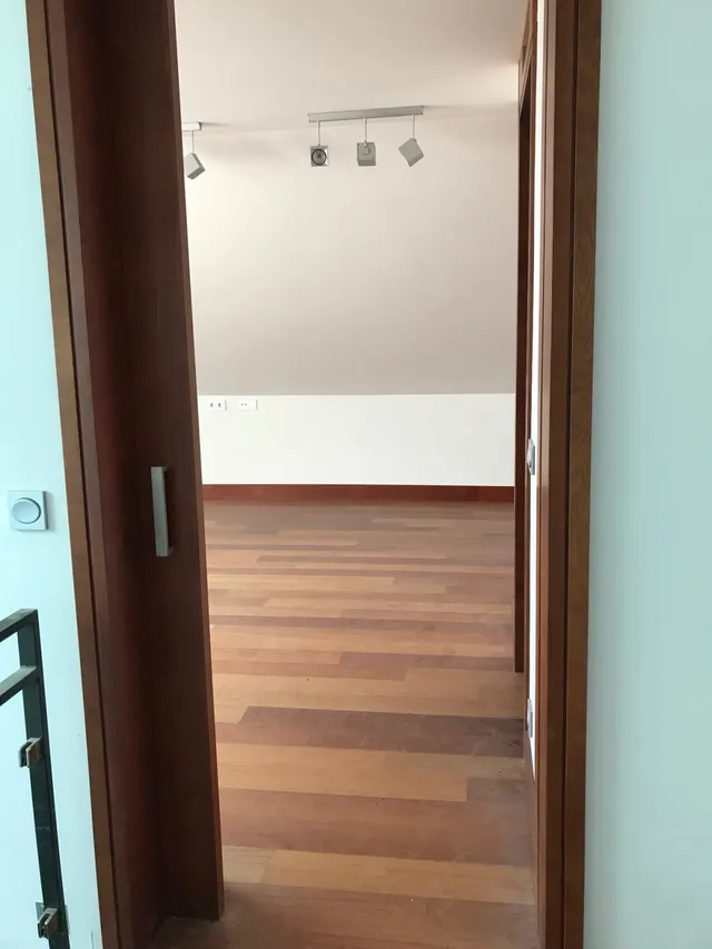 DÚPLEX DE 113 M2, NUEVO, 2 HAB., SALÓN, COCINA, 3 BAÑOS. CALIDADES LUJO — 12