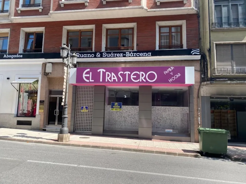 LOCAL CÉNTRICO LAZURTEGUI INVERSION (Se vende con inquilino)