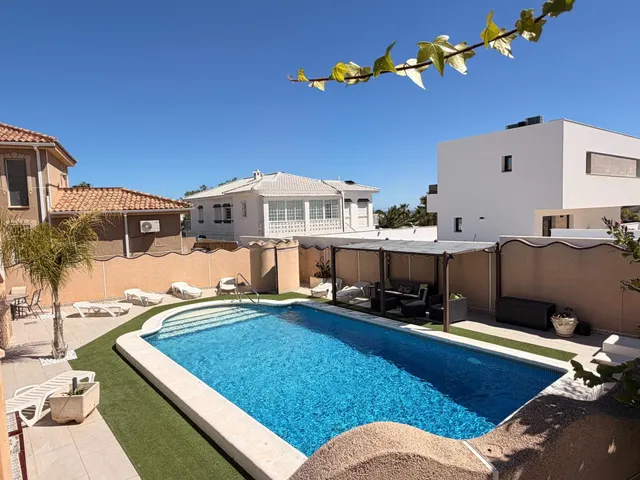 Villa 5 habitaciones 246m² en venta - Centro de la Ciudad Quesada — 41
