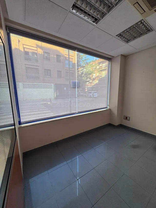 LOCAL COMERCIAL EN ZONA DE VIAL NORTE - foto 4