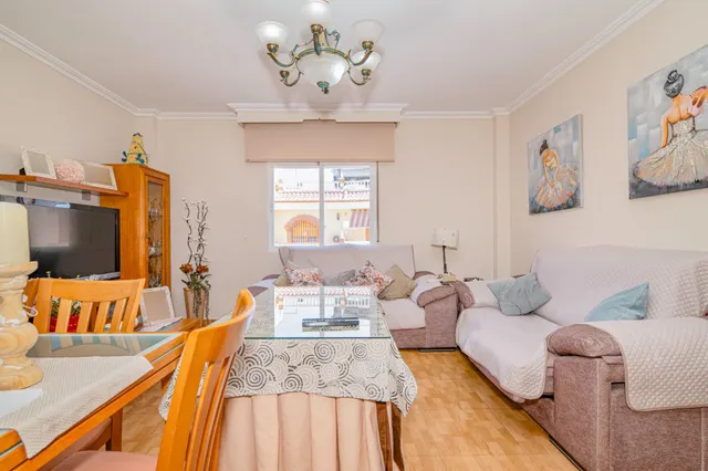 ÁTICO DUPLEX CON NEGOCIO EN PLENO RENDIMIENTO — 9