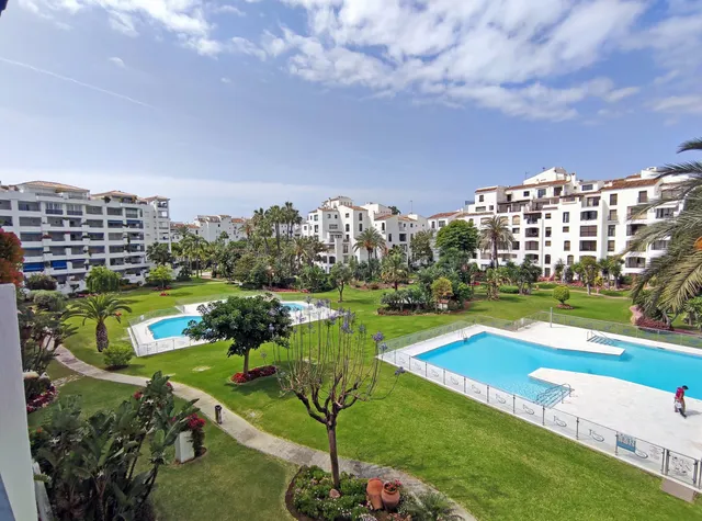 Apartamento 2 habitaciones 95m² en alquiler - Marbella - foto 3