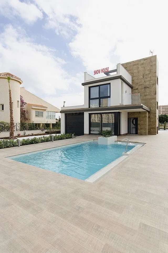 ¡LLAVE EN MANO! PRECIOSA VILLA DE OBRA NUEVA EN PLAYA HONDA(LA MANGA). — 20