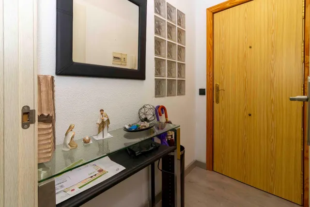 PISO CON ENCANTO EN EL CASCO ANTIGUO — 8