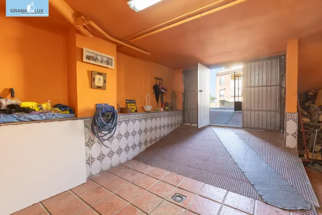 Casa independiente a 5 minutos de Granada en buen estado para entrar a vivir — 14