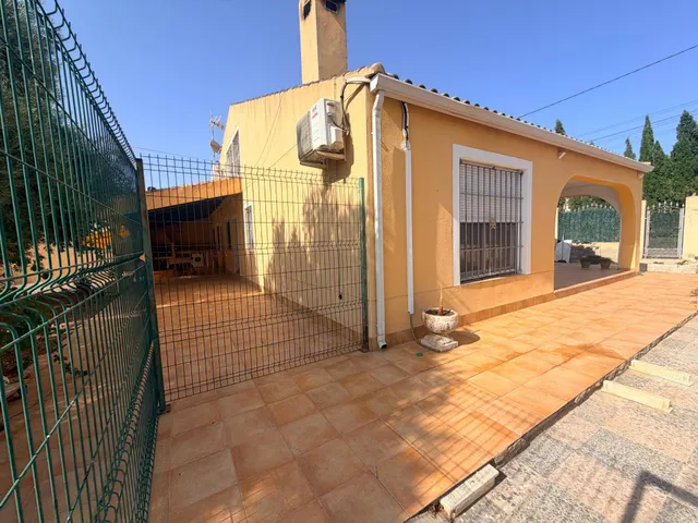 DOS CASAS EN UNA EN MATOLA SOLO EN ALQUILER — 15