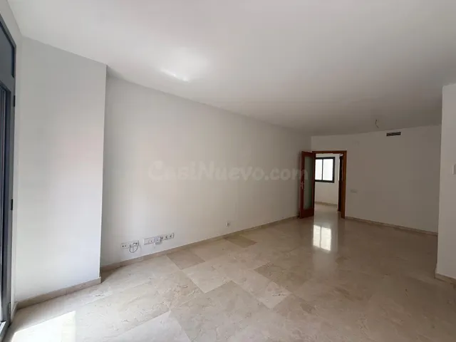 Elegante piso en alquiler en la calle Robrenyo - foto 2