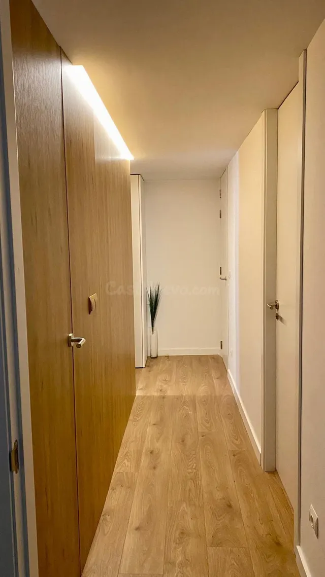 Piso 3 habitaciones 144m² en alquiler - El Mercat — 8