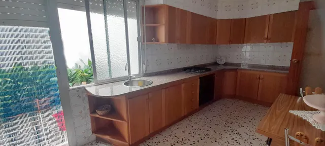 EDIFICIO DE 2 PLANTAS y 2 VIVIENDAS EN BARRIO DON JESÚS ALTA CALIDAD — 28