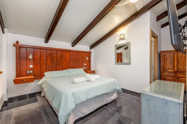 Chalet 6 habitaciones 336m² en venta - Costa del Sol — 30
