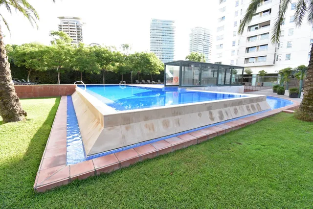 Piso 4 habitaciones 138m² en venta - Diagonal Mar i el Front Marítim del Poblenou — 28