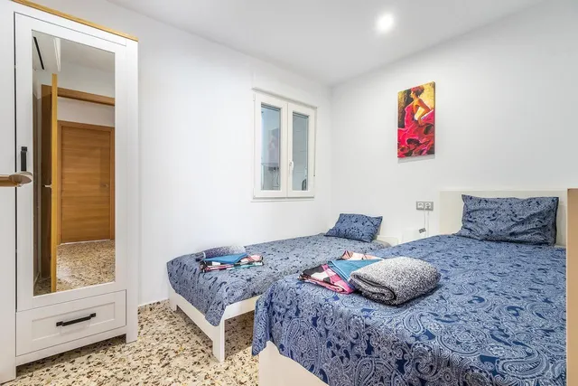 Apartamento con terraza, Alicante, Torrevieja, Playa del Cura. 3 habitaciones, 72 m2, 130 metros del mar — 12