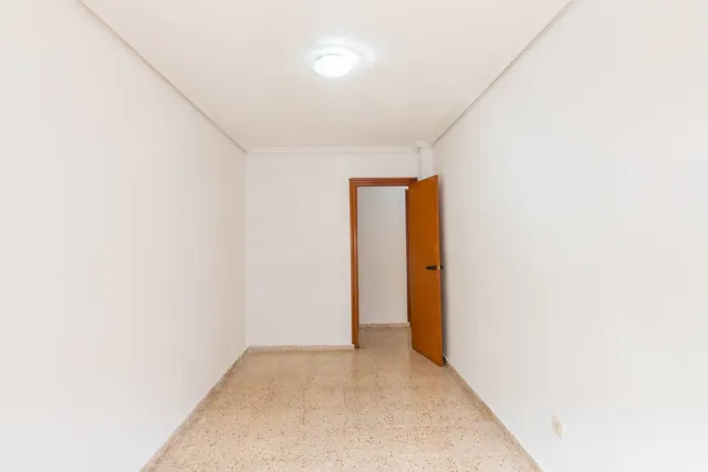 CENTRO PUENTE TOCINOS PISO 3 DORMITORIOS,  GARAJE Y BALCON — 20