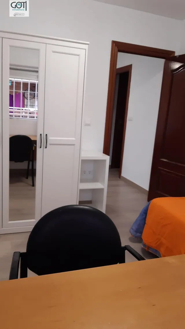 PISAZO ESTUDIANTES AL MEJOR PRECIO — 20