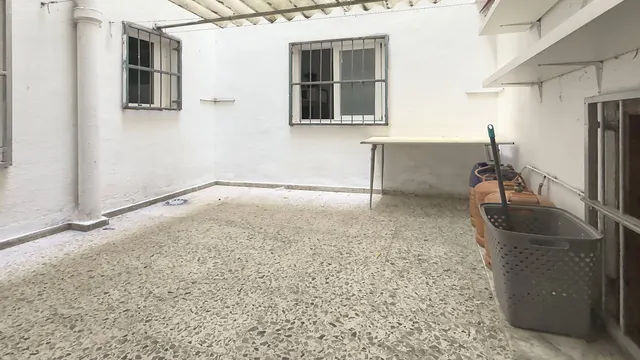 Piso en venta en Calle de Tomàs Ortuño — 17
