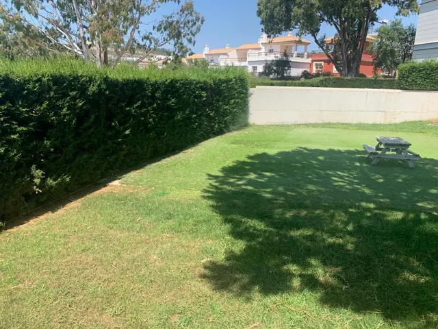 Piso de lujo con terraza y piscina cerca de Sotogrande — 19