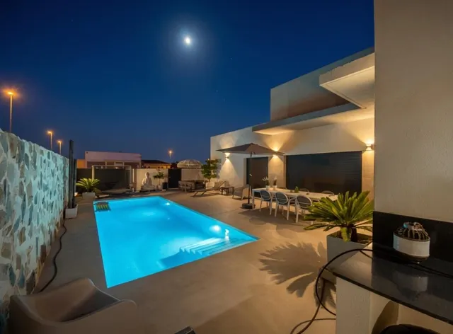 Villa con piscina privada en Daya Nueva — 20