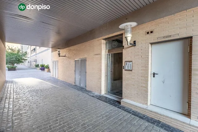 Ático dúplex en Campus de la Salud — 26