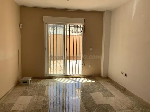 PISO CON GARAJE Y TRASTERO EN CIJUELA!! — 4