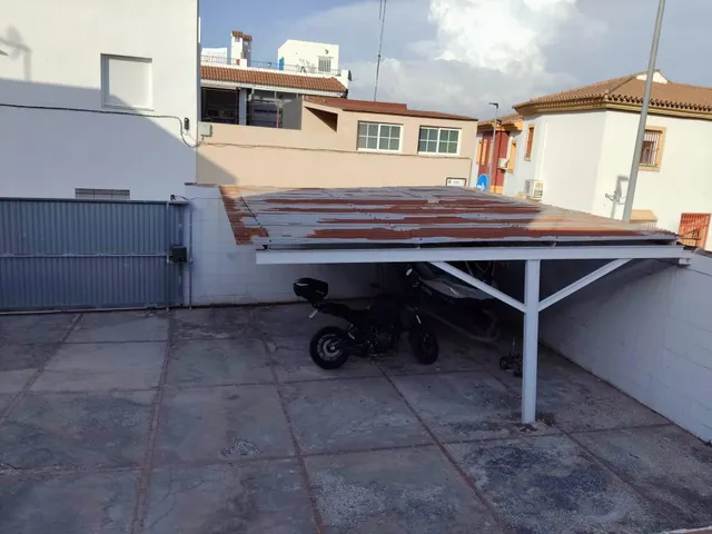 Casa en una sola planta con azotea privada y parcela urbana anexa en la zona de el cerrillo, chiclana — 20