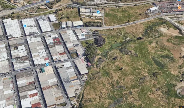 EN VENTA PARCELA COMERCIAL Y HOTELERA EN ESTEPONA. - foto 3