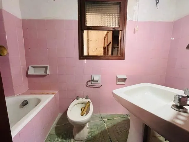 EDIFICIO DE 3 PISOS DE 3 habitaciones +LOCAL COMERCIAL Y 3 TRASTEROS — 10