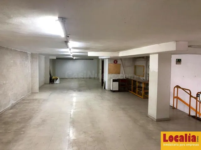 Amplio local en alquiler o venta, Torrelavega - foto 4