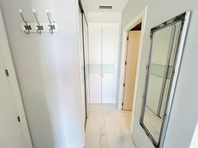 Apartamento en 1ª línea de playa Arenales del Sol. — 22