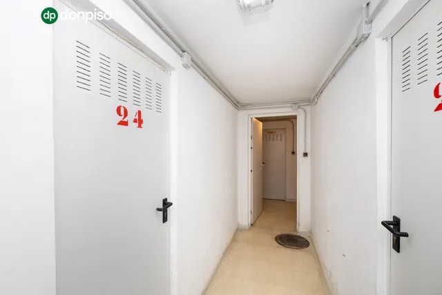 VPO - PISO DE 2 habitaciones CON GARAJE, TRASTERIO Y PATIO DE 82 M2 — 30