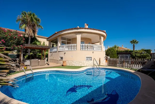 Villa unifamiliar de 5 dormitorios en Ciudad Quesada — 6
