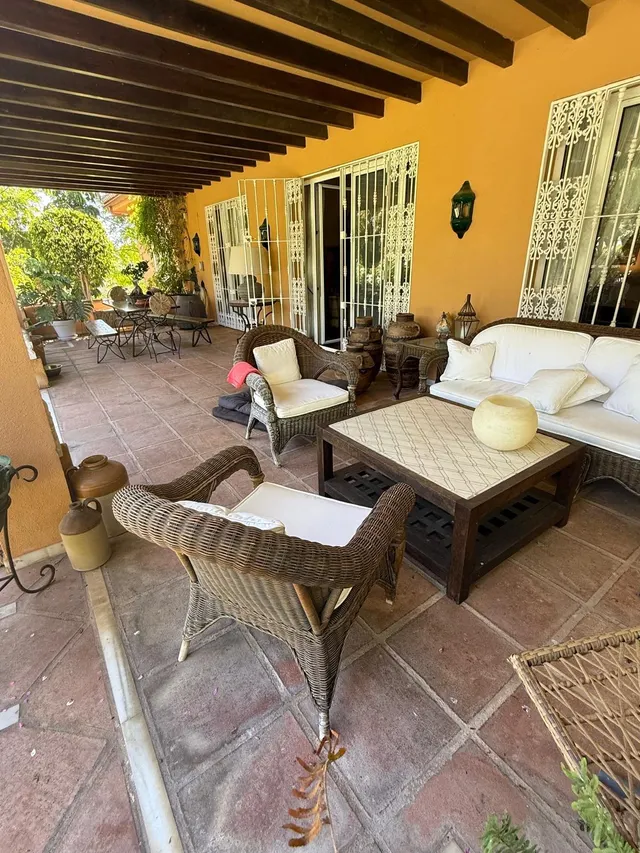 se vende 2 parcelas contiguas con casa en urbanizacion Atalaya rio Verde Marbella — 25