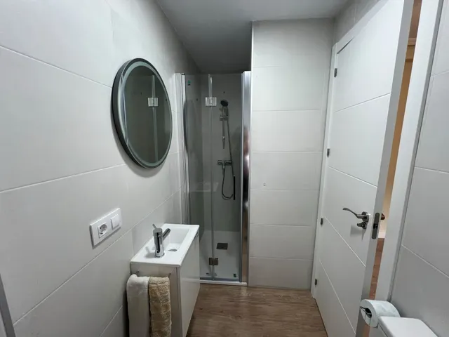 Piso recién reformado con garaje en el centro de Cáceres — 41