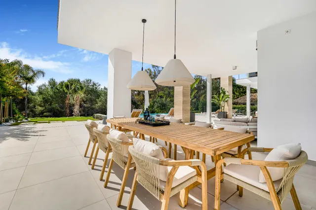 Contemporanea villa en Milla de Oro, Marbella — 42