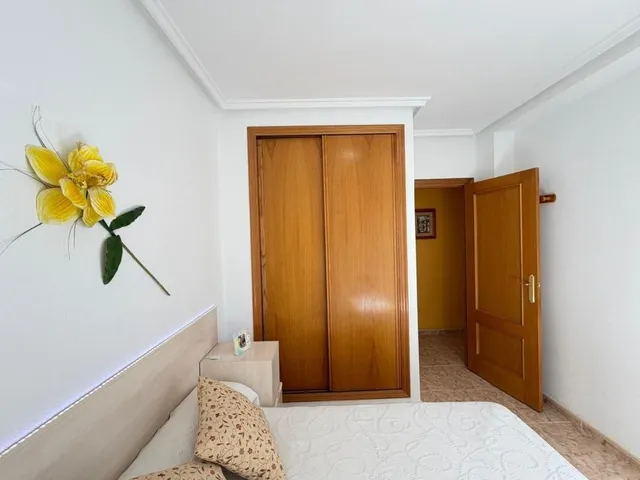Apartamento 2 habitaciones 72m² en venta - Estacion de autobuses — 18