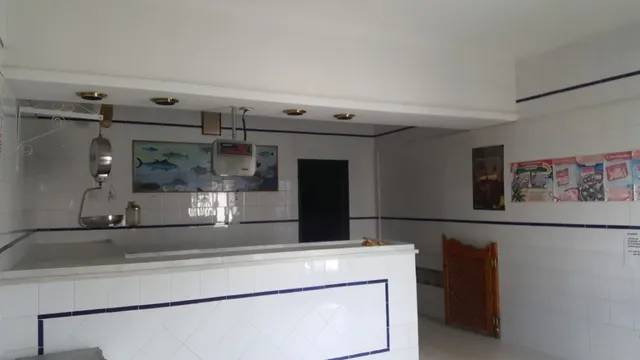 LOCAL COMERCIAL — 2