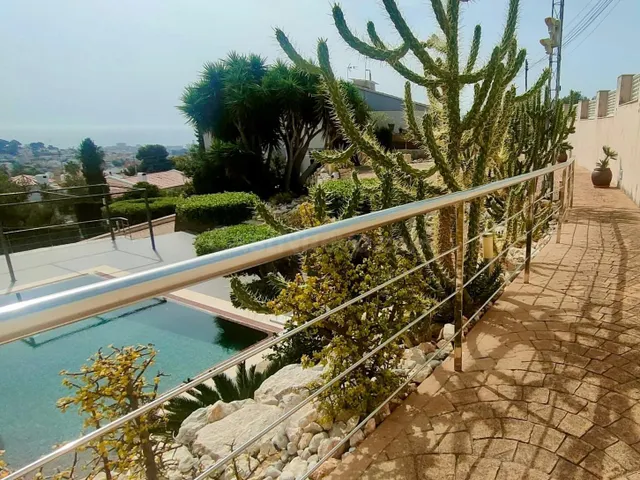 Exclusiva Villa en Cunit con vistas a la Costa Daurada - foto 4