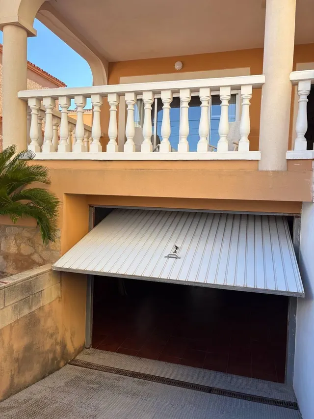 Chalet pareado con vistas al mar en Playa del Rey: un hogar junto al Mediterráneo para todo el año — 40
