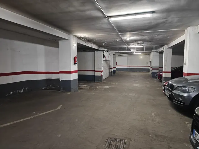 Garaje en venta junto a Plaza España — 6