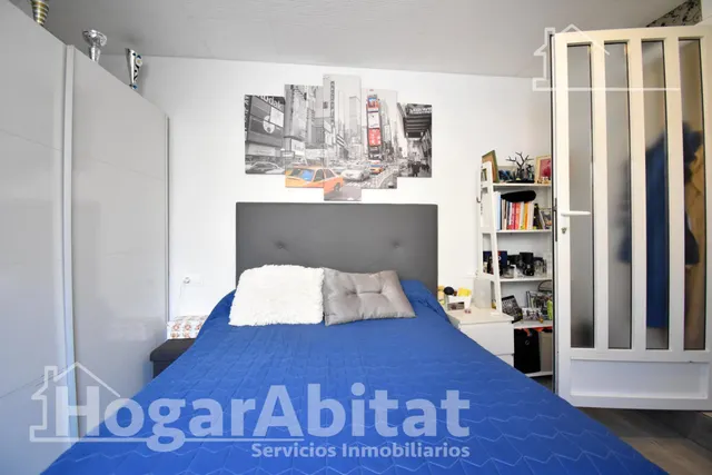 SEMINUEVO, AMPLIO Y LUMINOSO CON TERRAZA Y JACUZZI — 23