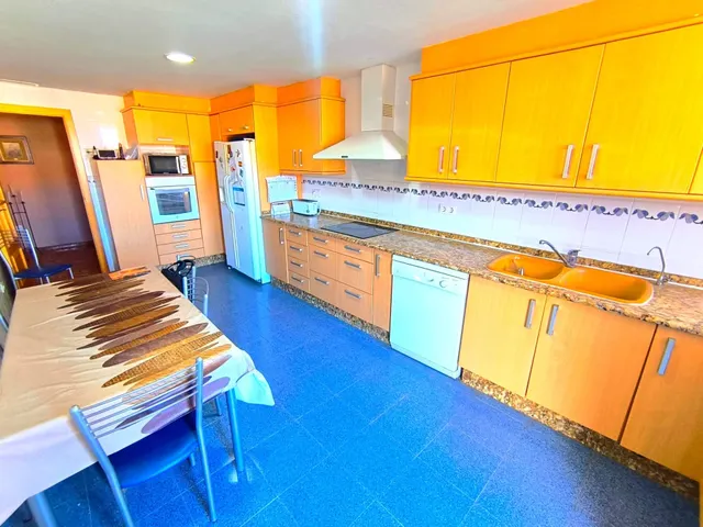 Exclusivo Ático Dúplex +200 m2 | Ascensor | 4 Terrazas — 6