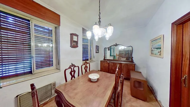 Amplia vivienda en las faldas del castillo de Santa Barbara — 11