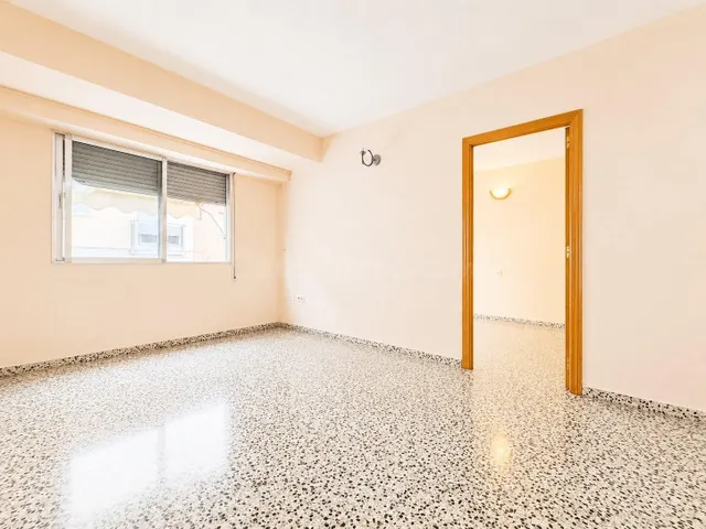 PISO A LA VENTA DE 4 habitaciones EN MELIANA - foto 5